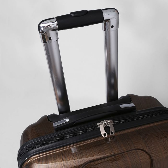 Чемодан средний, 24", 61 л, 4 колеса, кодовый замок, выдвижная ручка, цвет коричневый