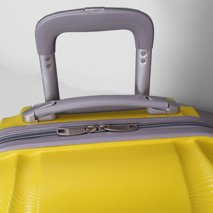 Чемодан малый, 20", 45 л, 4 колеса, кодовый замок, цвет жёлтый
