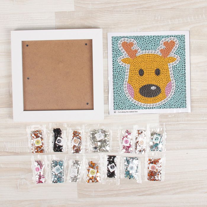 Алмазная мозаика "Оленёнок" рамка 15х15 с подставкой