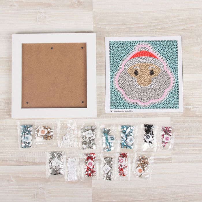 Алмазная мозаика "Дед мороз" рамка 15х15 с подставкой