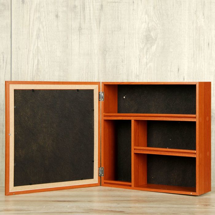 Аптечка настенная "Мед"