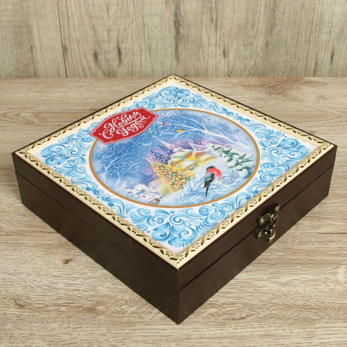 Шкатулка "Новогодняя" венге 20х20х6,5 см