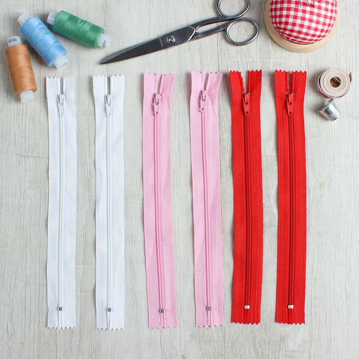 Молния "Спираль", неразъёмная, 23см, 6шт, цвет розовый/белый/красный