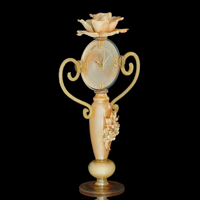 Часы настольные "Янтарь"