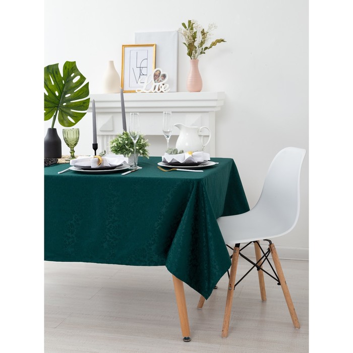 Скатерть "Этель" Роскошь 150х300 см, цвет тёмно-зелёный, пл. 192 г/м2, хл с ГМО