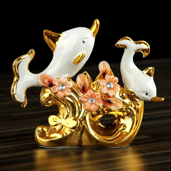 Сувенир "Дельфин с малышом на волне с цветами"