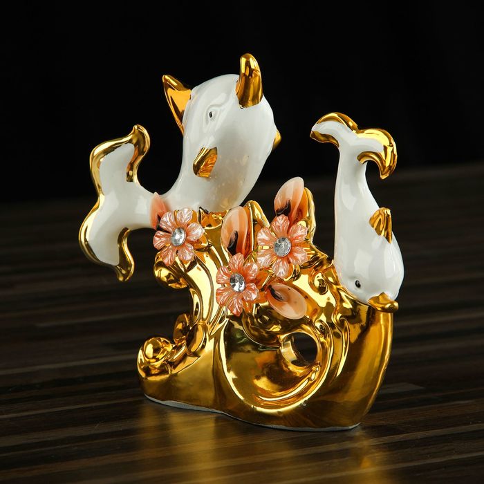 Сувенир "Дельфин с малышом на волне с цветами"