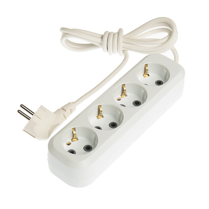 Удлинитель TUNDRA, 4 розетки, 1.7 м, 16 А, ПВС 3х0.75, с з/к, ГОСТ