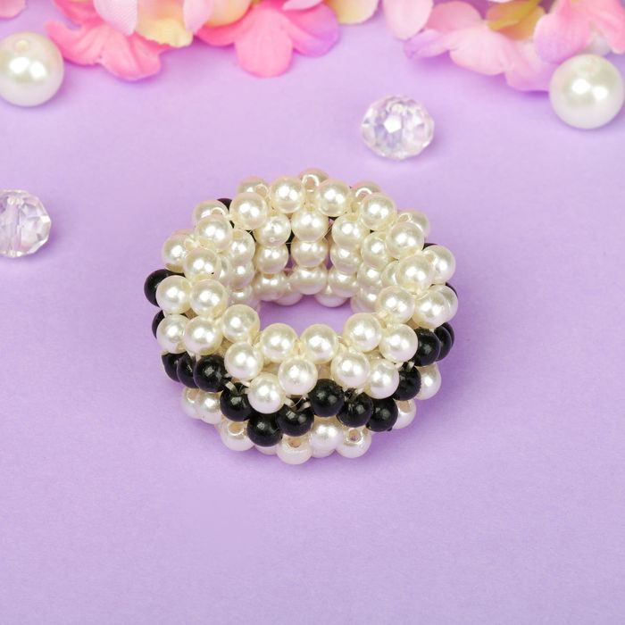 Декор для хвоста "Белые бусины" волна