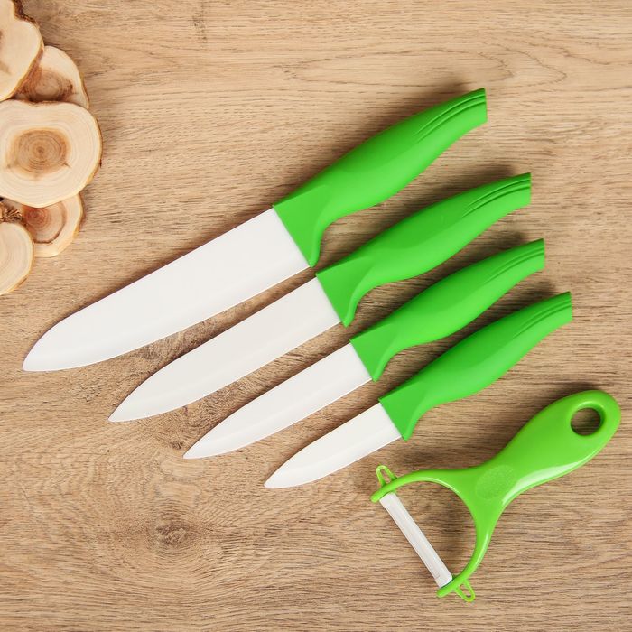 Набор 5 предметов: 4 ножа 8/10,5/13/15 см, овощечистка на подставке, цвет зеленый