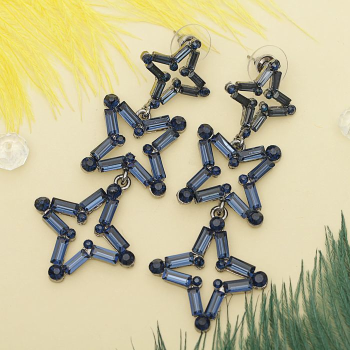 Серьги висячие со стразами "Звёзды", цвет чёрно-синий в сером металле