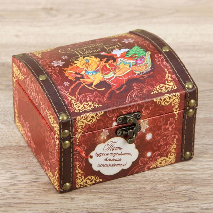 Шкатулка дерево "Сказочного Нового года" 15х10х13 см