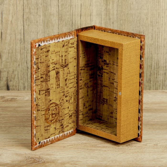 Шкатулка-книга дерево "Письмо во Францию" кожзам 17х11х5 см