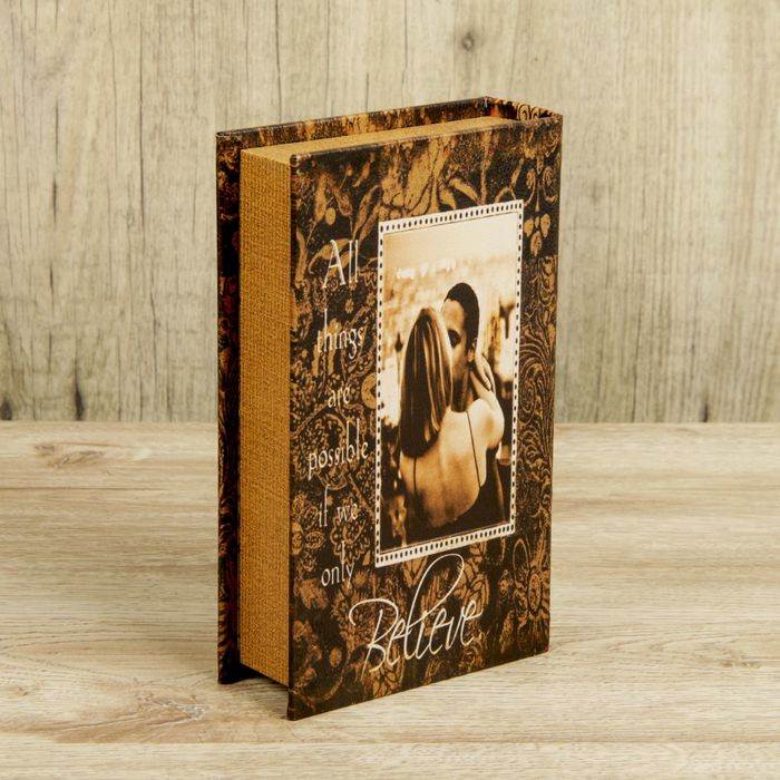 Шкатулка-книга дерево "Поцелуй" кожзам 21х13х5 см