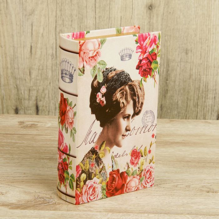 Шкатулка-книга дерево "Александра" кожзам 21х13х5 см