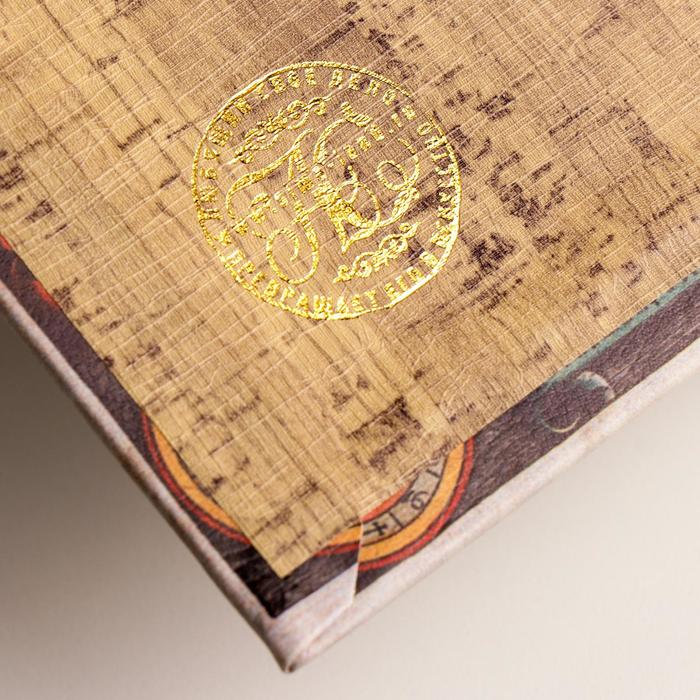 Сейф-книга дерево "Карта Колумба" кожзам 21х13х5 см