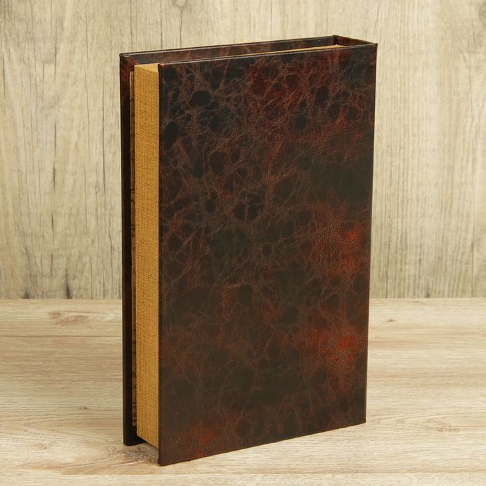 Шкатулка-книга дерево "Король" кожзам 26х17х5 см