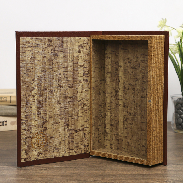 Шкатулка-книга дерево "Орнамент" кожзам 26х17х5 см