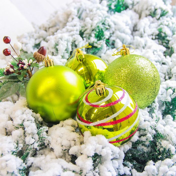 Новогодние шары "Орион" (набор 6 шт.), зелёные