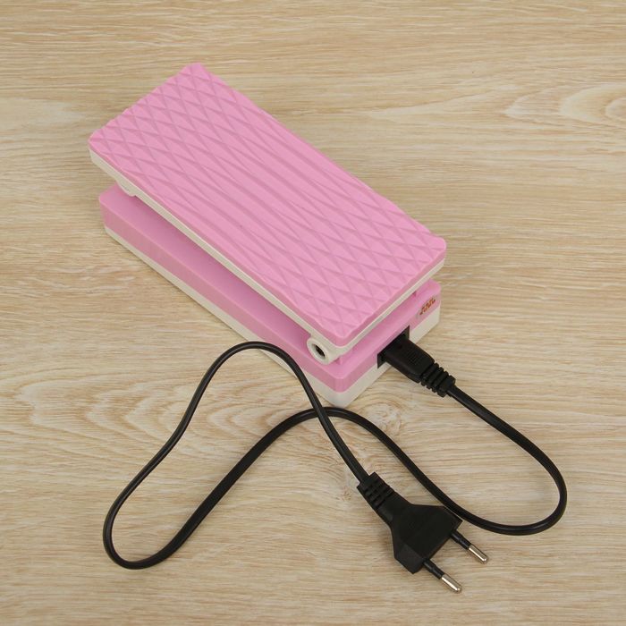 Лампа настольная "Ребристость" 27 диодов розовая 45х16х6,8 см