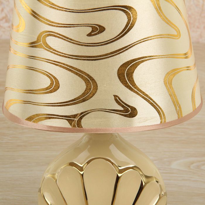 Лампа настольная "Золотые лепестки" Е27 220В 31х19,5х14 см