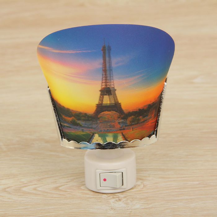 Ночник пластик "Эйфелева башня" Е9 220В 12,5х9х6,5 см