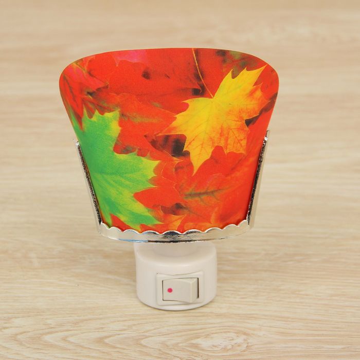 Ночник пластик "Осенний листопад" Е9 220В 12,5х9х6,5 см