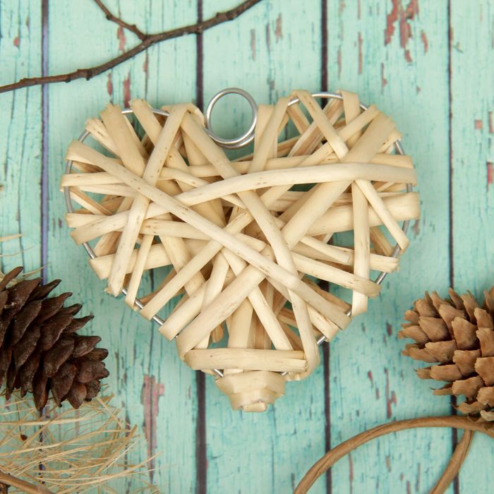 Основа для творчества и декорирования "Сердце" с подвесом, размер 1 шт 10*10 см, цвет бежев