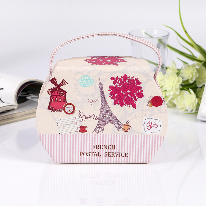 Шкатулка кожзам для украшений "Эйфелева башня" сумочка 12х16х6,5 см