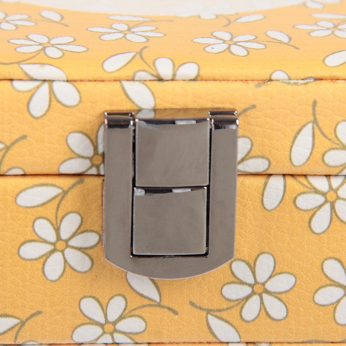Шкатулка кожзам для украшений "Ромашки на жёлтом. Sweet love" 5,5х21х15 см