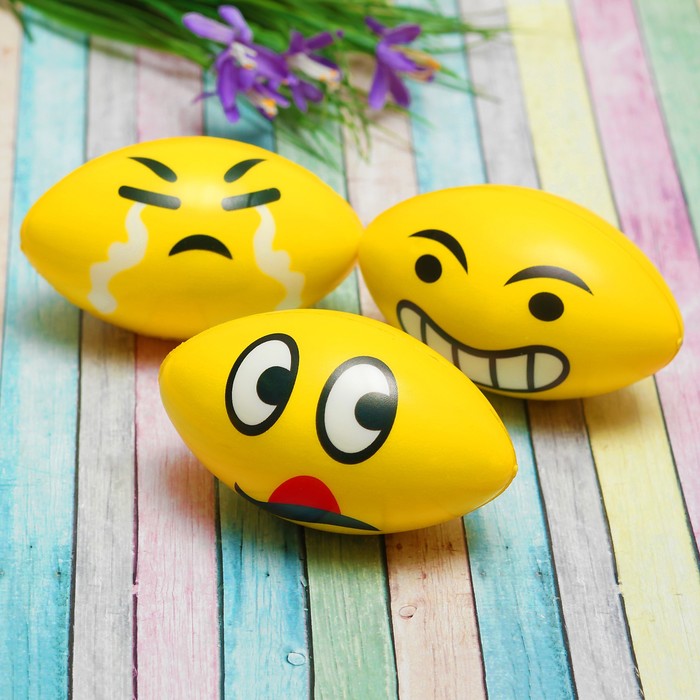 Мягкий мяч "Регби" смайл, виды МИКС