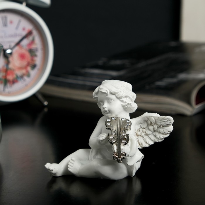 Сувенир полистоун "Белоснежный ангел с музыкальным инструментом" МИКС 8х7х6 см