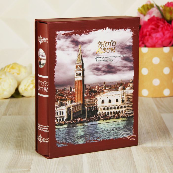 Фотоальбом магнитный 20 листов"Город с историей"с золотой обводкой в коробк МИКС 26х20,5х5см