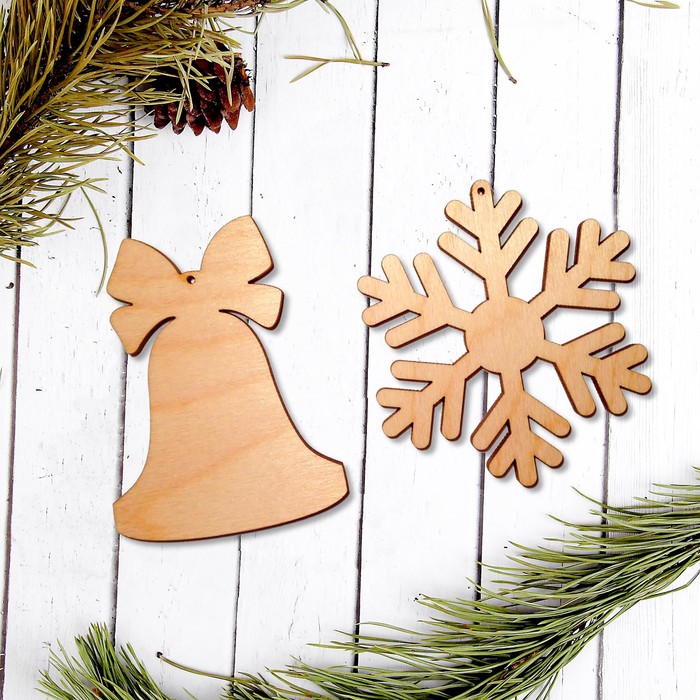 Набор подвесок №7 "Снежинка и колокольчик"