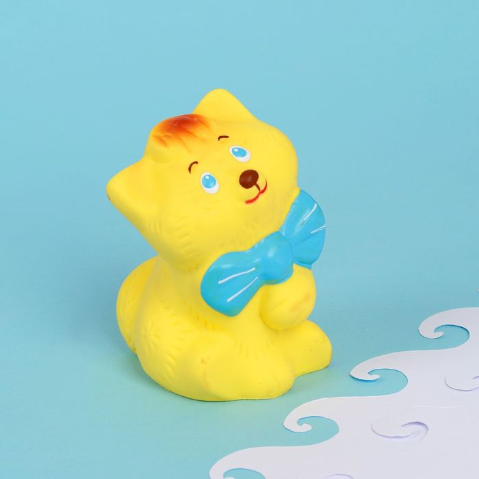 Резиновая игрушка "Котёнок с бантиком"