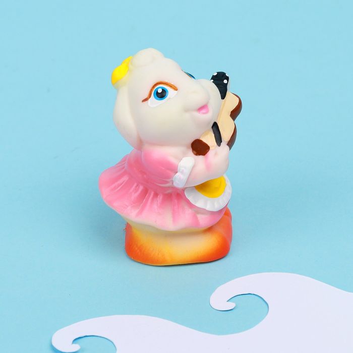 Резиновая игрушка "Овечка со скрипкой" СИ-118 МИКС