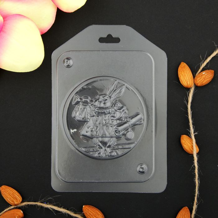 Пластиковая форма для мыла "Белый кролик" р-р готового мыла 7х7 см