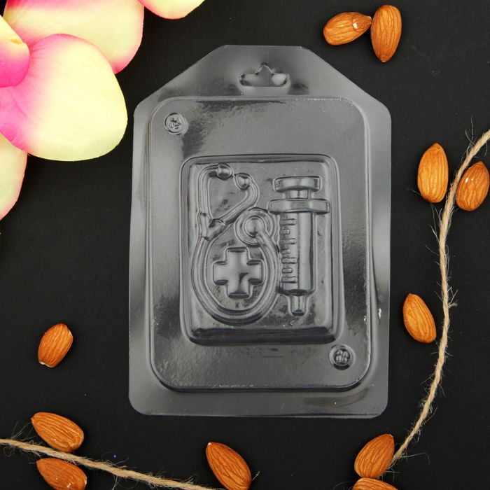 Пластиковая форма для мыла "Шприц и стетоскоп" р-р готового мыла 7х6 см