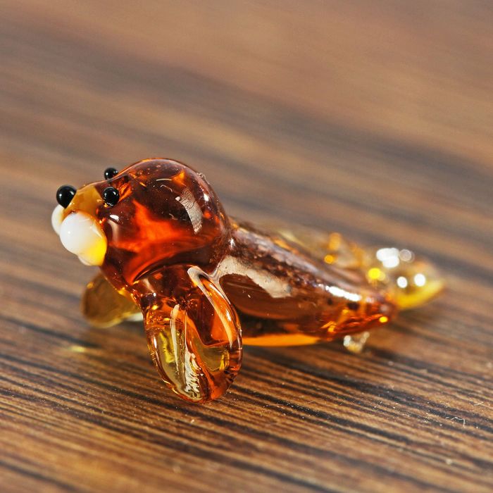 Сувенир стекло микро "Тюлень" 1х1,6х2,4 см