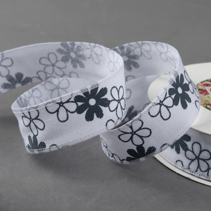 Лента хлопковая "Цветочки", 25мм, 23±1м, №6, цвет белый