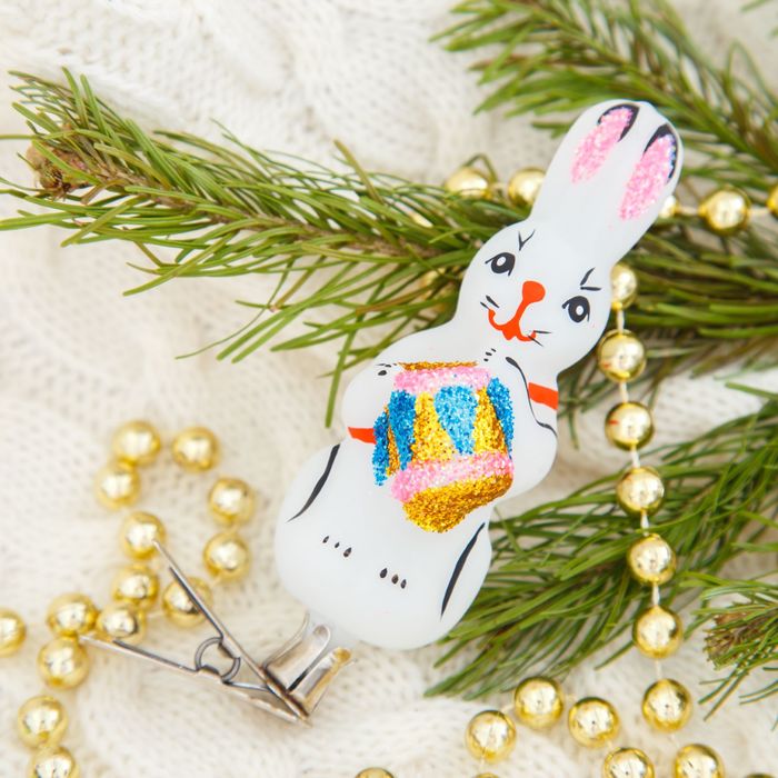 Ёлочная игрушка "Зайчик с барабаном"