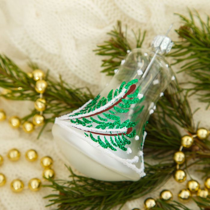 Ёлочная игрушка "Еловый колокольчик"