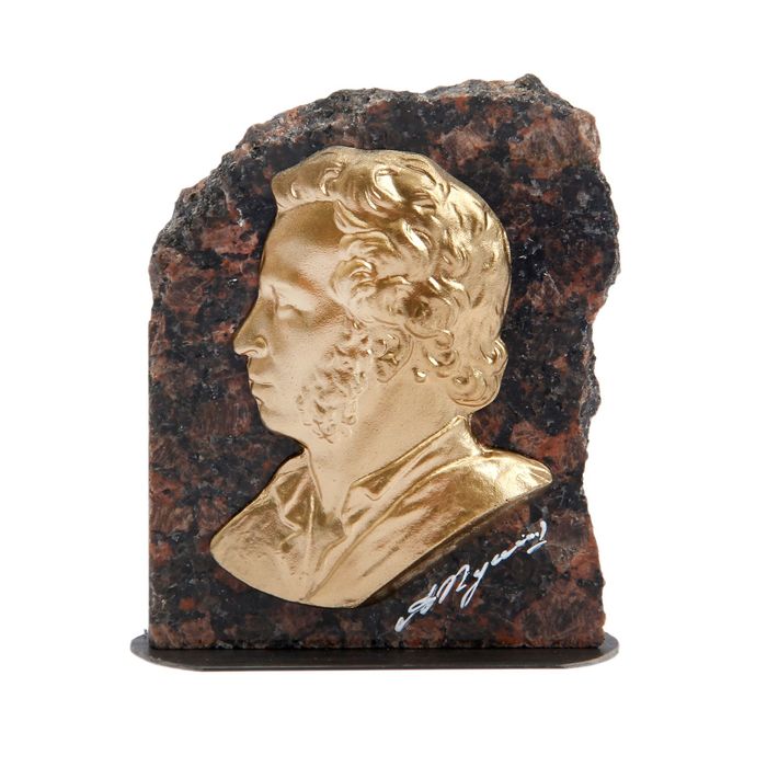 Барельеф на граните "Пушкин", бронза, 9× 8× 3 см