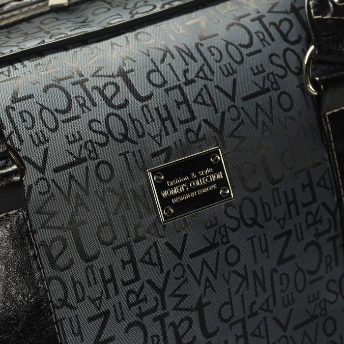 Сумка дорожная «Буквы», отдел на молнии, наружный карман, ремень, цвет серый