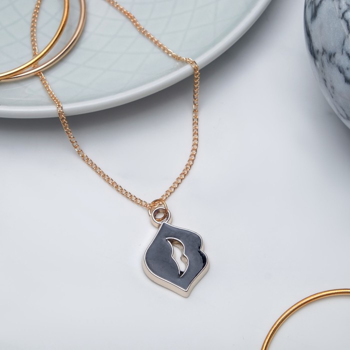 Кулон "Мульти" губы, цвет МИКС, 43см