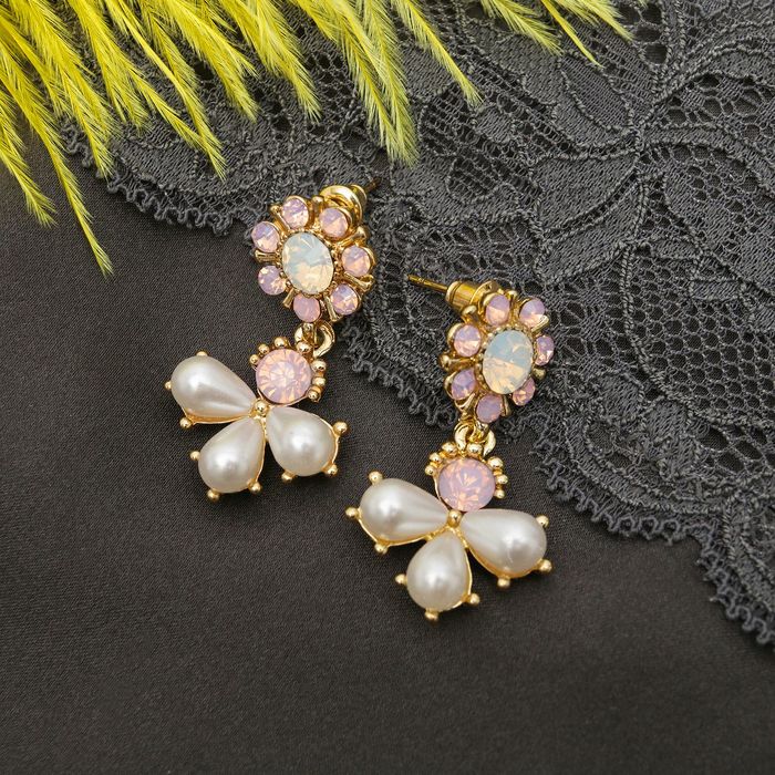 Серьги с жемчугом "Капля" трио, цвет бело-розовый в золоте