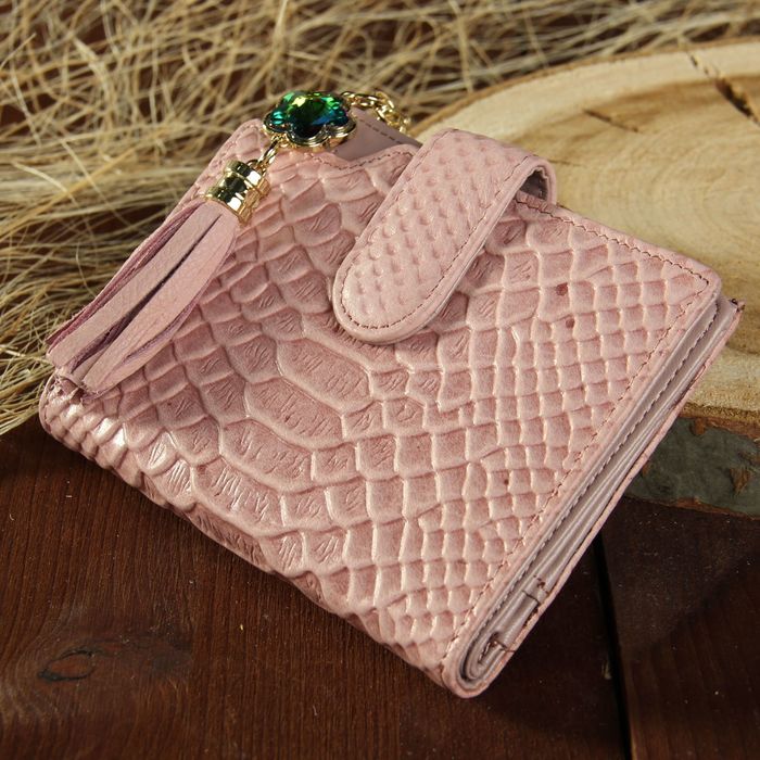 Кошелёк женский, 5 отделов, для карт, для монет, цвет розовый