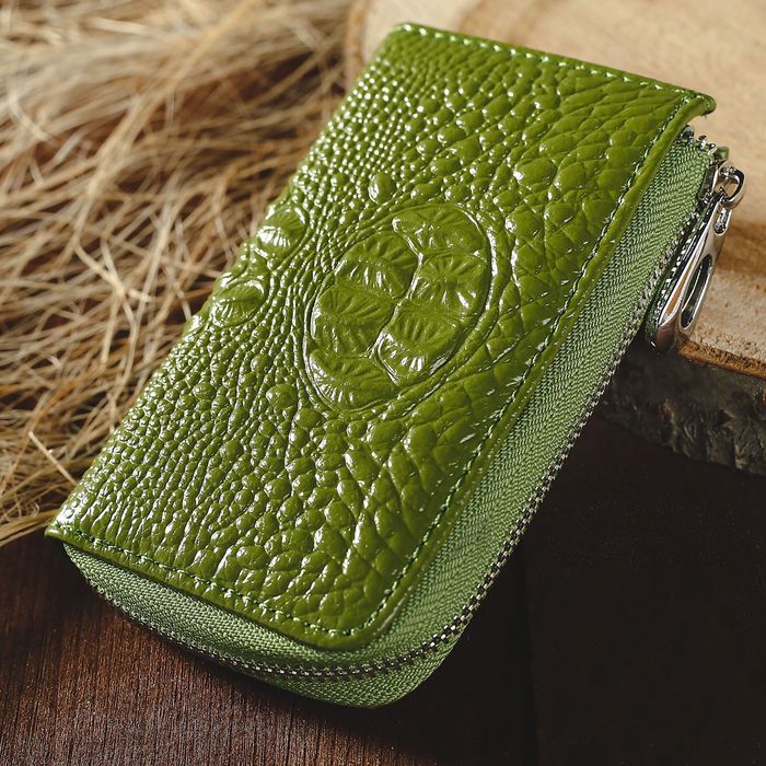 Ключница на молнии, 1 отдел, карман для карт, кольцо, карабины, цвет зелёный