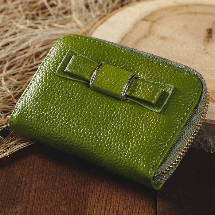 Кошелёк женский, 2 отдела, для монет, на молнии, цвет зелёный