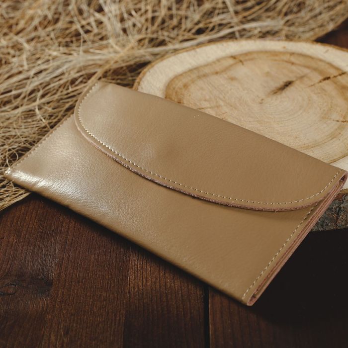 Кошелёк женский, 2 отдела, для карт, на клапане, цвет бежевый